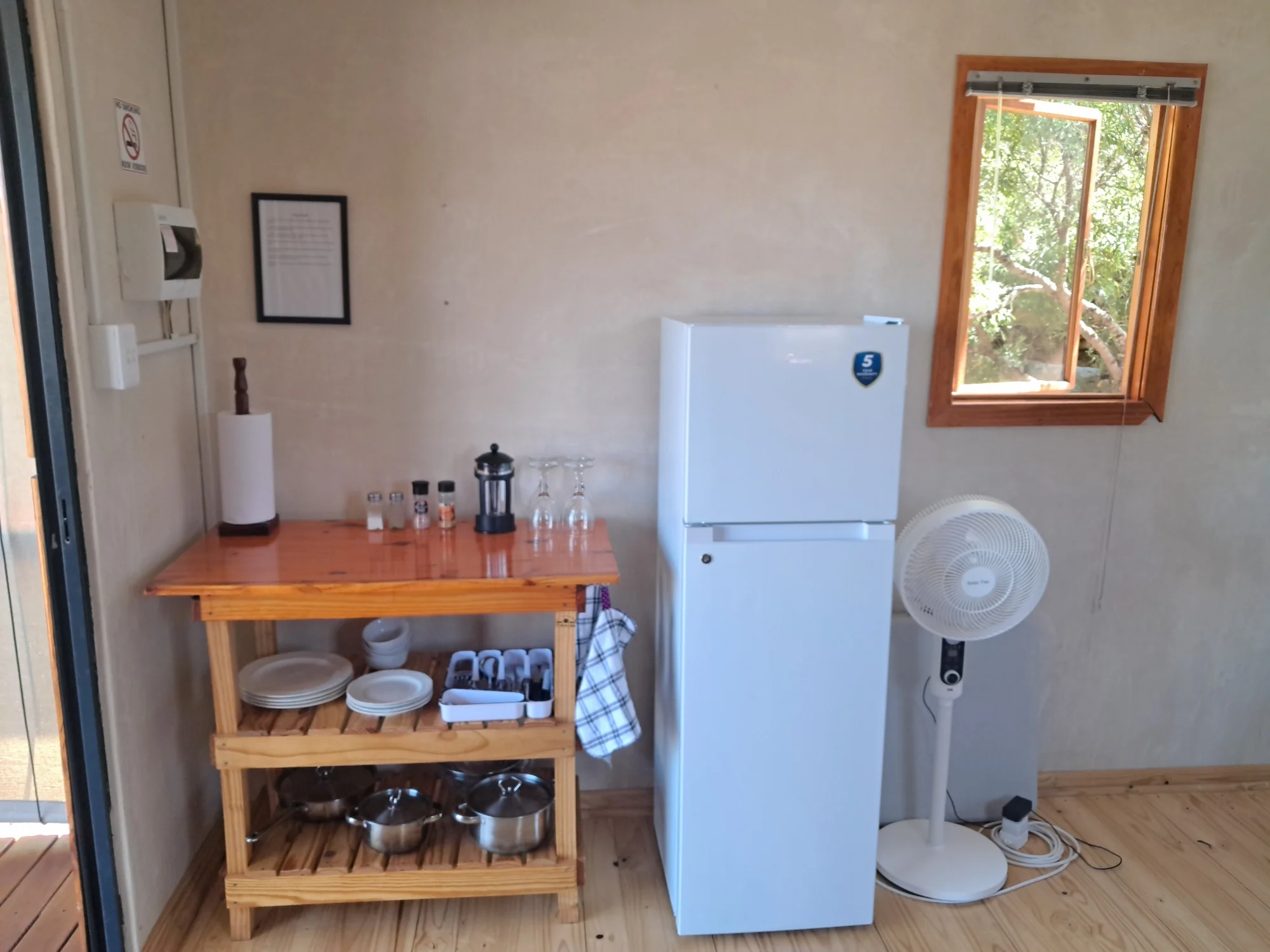 Nardouw cabin fridge and indoor kitchenette